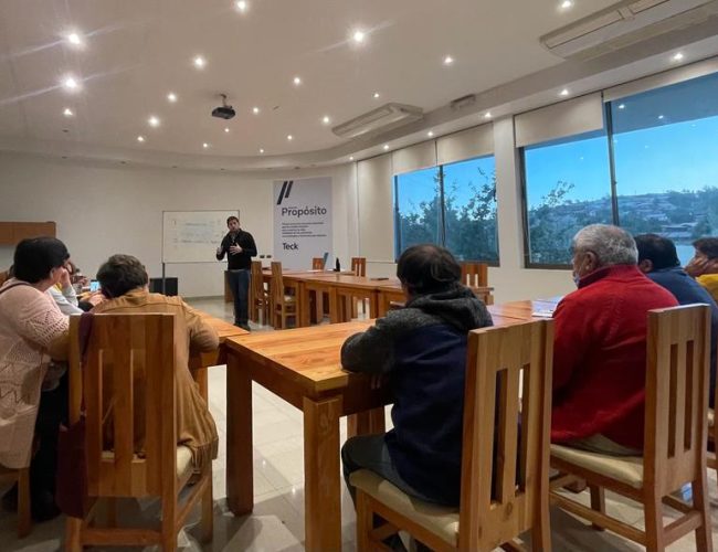 ¿Es posible operar sin una licencia social? Riesgos y consecuencias para negocios en Colombia